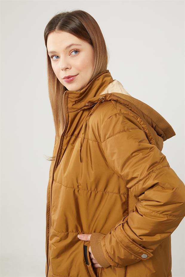 Kahve Kapüşonlu Kapitone Uzun Mont