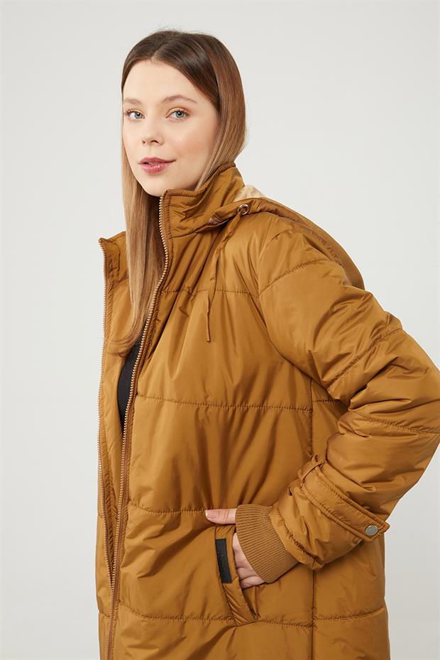 Kahve Kapüşonlu Kapitone Uzun Mont