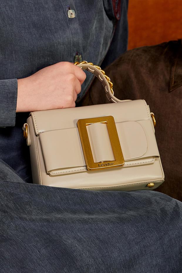 Kahve Zincir İşlemeli El Çantası