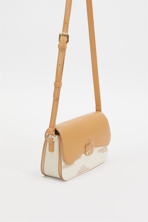 Krem Kabartma Desenli Omuz Çantası