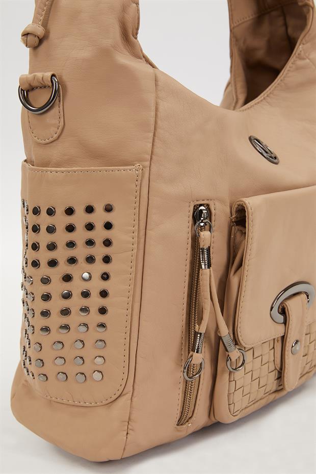 Krem Yanları Zımbalı Omuz Çantası