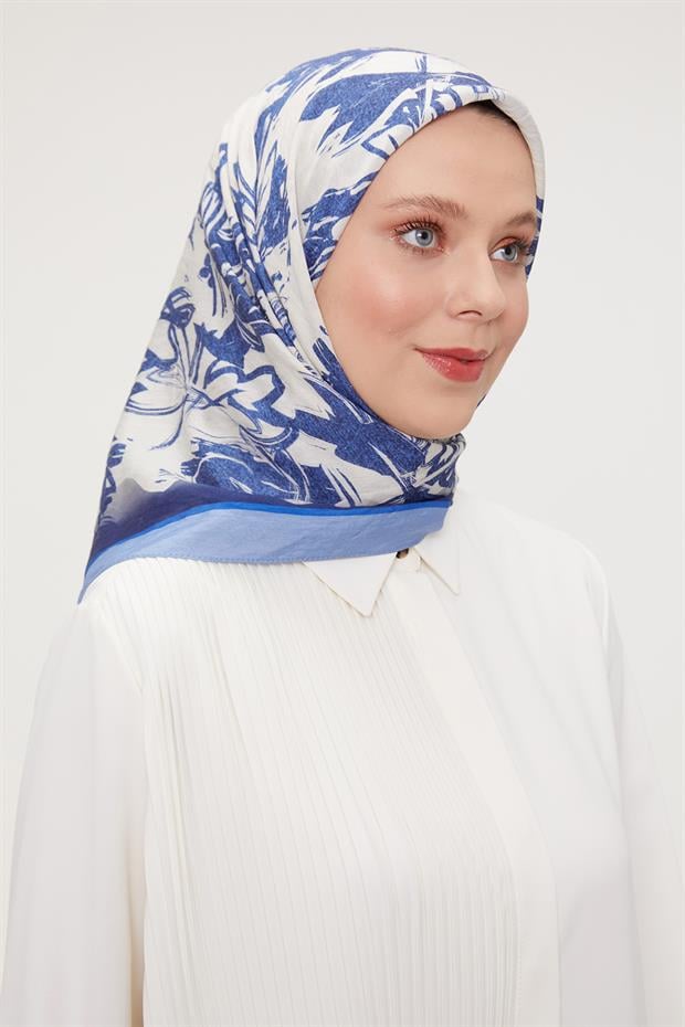 Mavi Çiçek Soyut Desen Modal İpek Eşarp