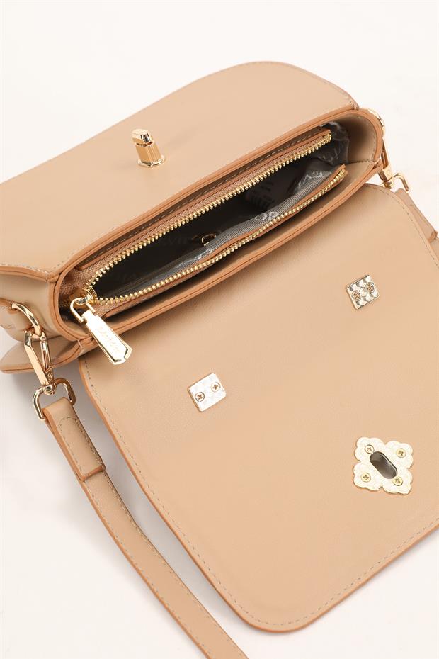 Nude Kabartma Desenli El Çantası