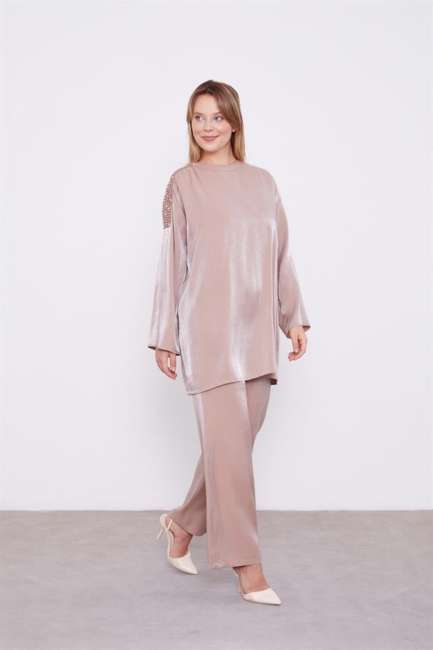 Sütlü Kahve Omuz İşlemeli Saten İkili Takım