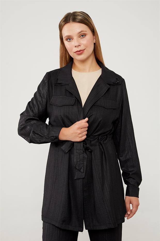 Siyah Yakası Taş İşlemeli Ceket Takım