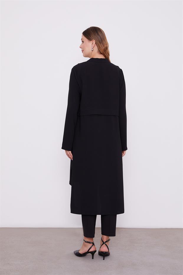 Siyah Broş Detaylı İçli Yelek Takım