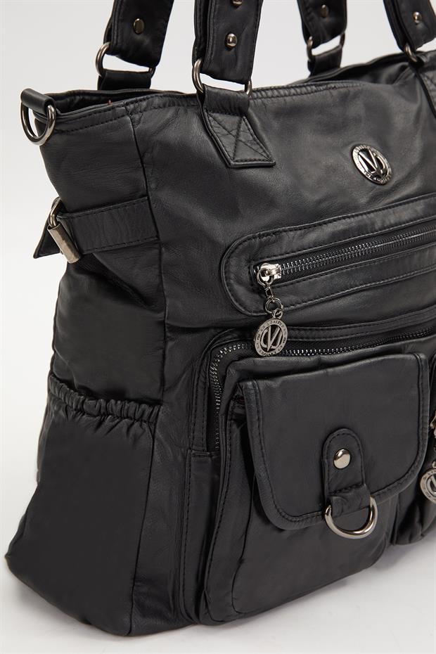 Siyah Çepçik Detaylı Omuz Çantası