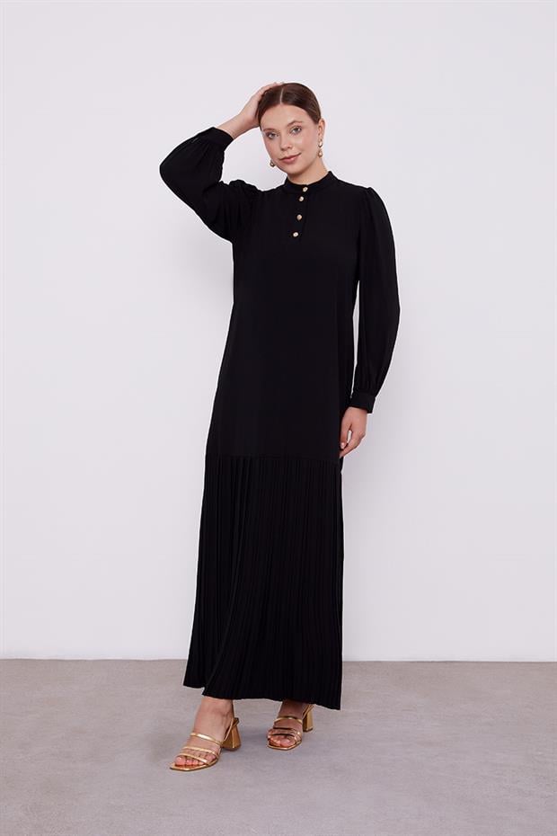 Siyah Hakim Yaka Eteği Piliseli Şifon Elbise