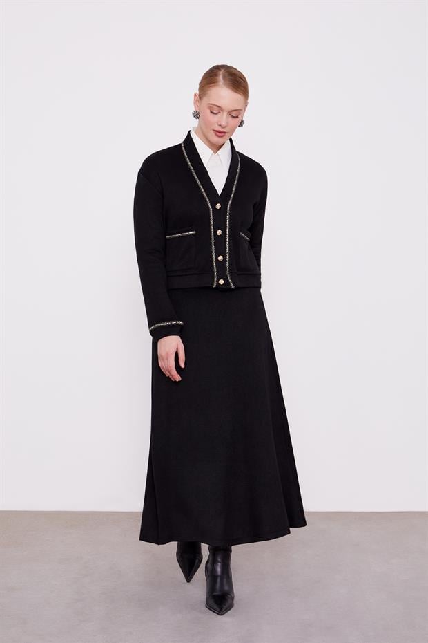 Siyah İnci Şeritli Etekli Takım