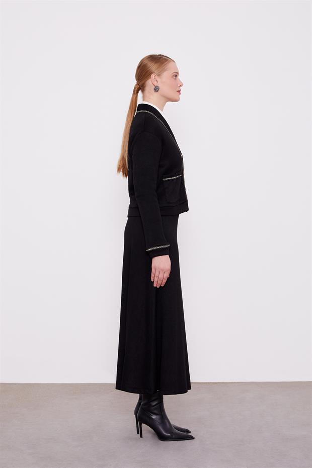 Siyah İnci Şeritli Etekli Takım