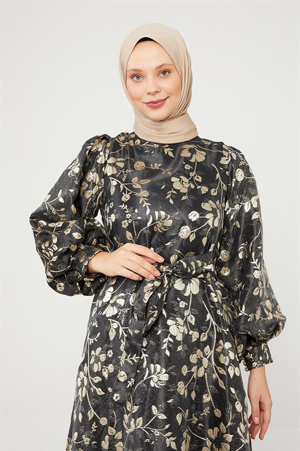 Siyah Jakarlı Balon Kol Elbise