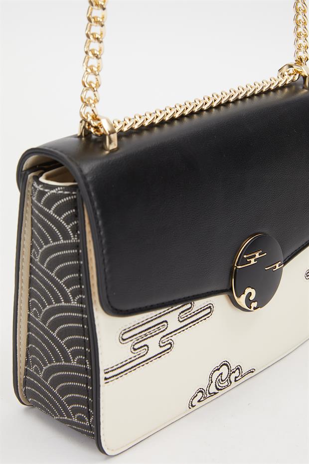 Siyah Kabartma Desen Omuz Çantası