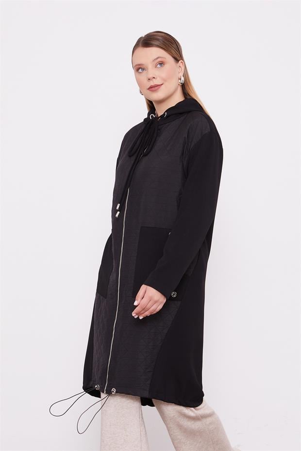 Siyah Kapüşonlu Kapitone Kap