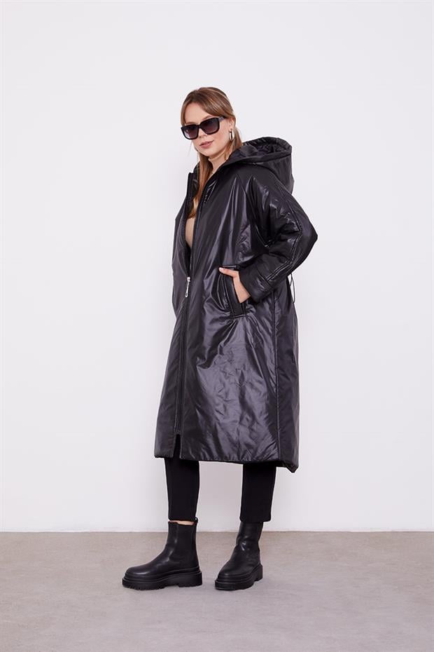 Siyah Kolları Ribana Detaylı Uzun Mont