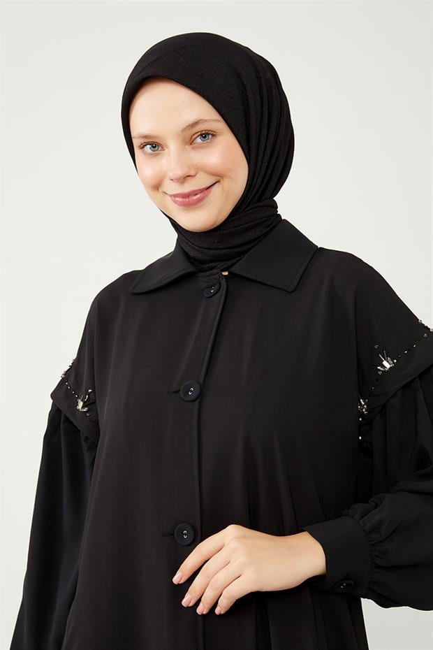 Siyah Kolları Taş Detaylı Ferace