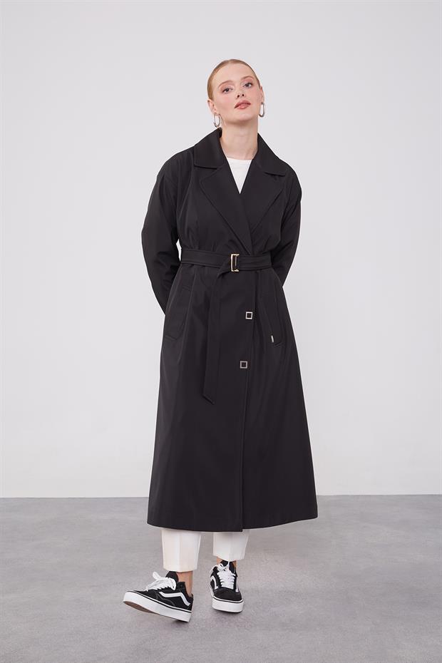 Siyah Kolu Lastik Detay Trençkot