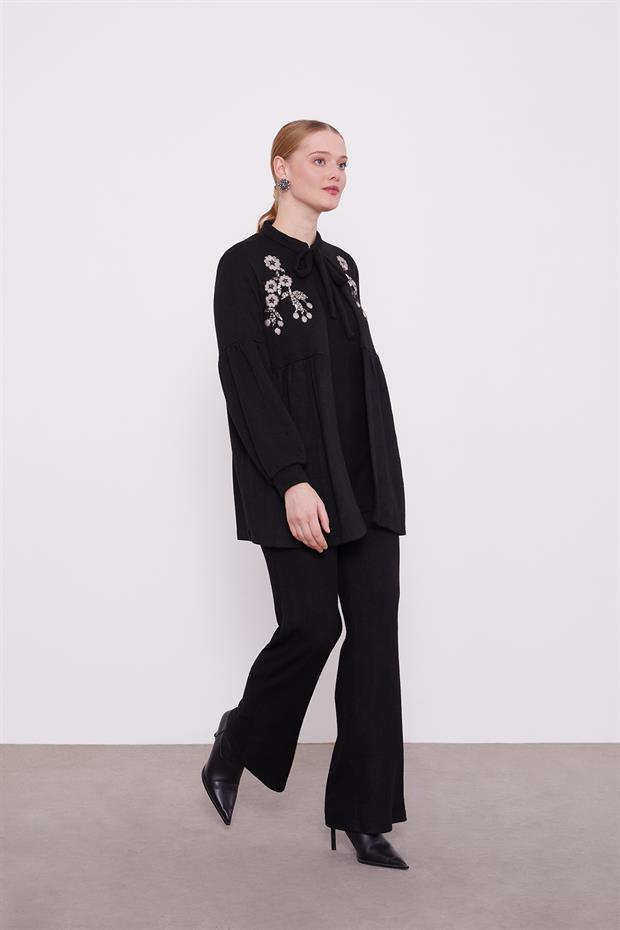 Siyah Nakış İşleme İçlikli Üçlü Takım