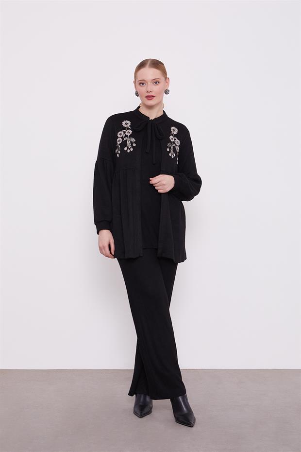 Siyah Nakış İşleme İçlikli Üçlü Takım