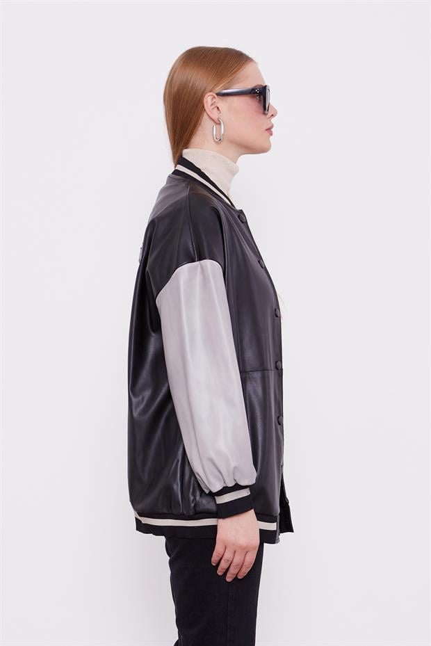 Siyah Nakış İşlemeli Bomber Ceket