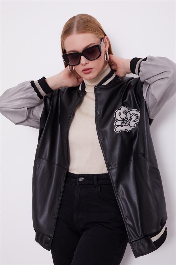 Siyah Nakış İşlemeli Bomber Ceket