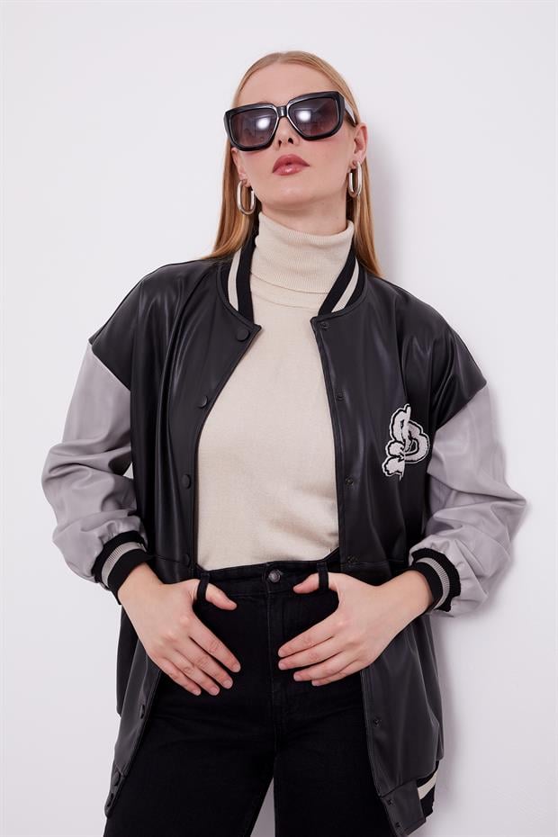 Siyah Nakış İşlemeli Bomber Ceket