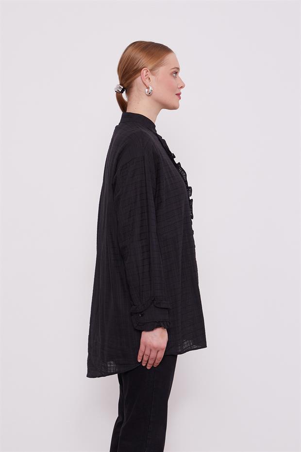 Siyah Patı Fırfırlı Gömlek