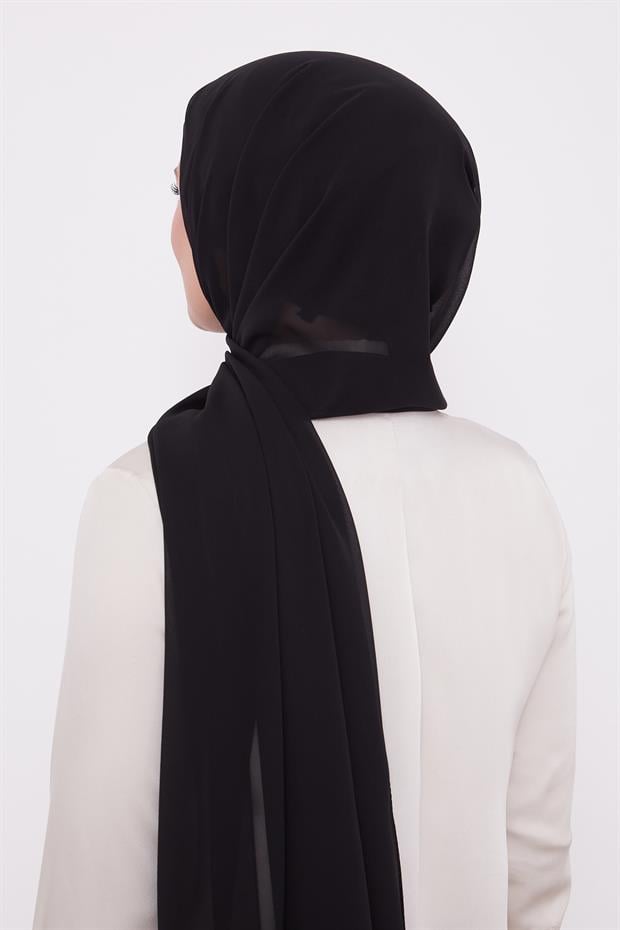 Siyah Pratik Boneli Şifon Şal
