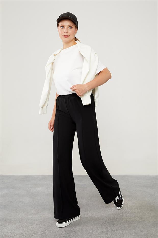 Siyah Şerit Detaylı Spor Pantolon