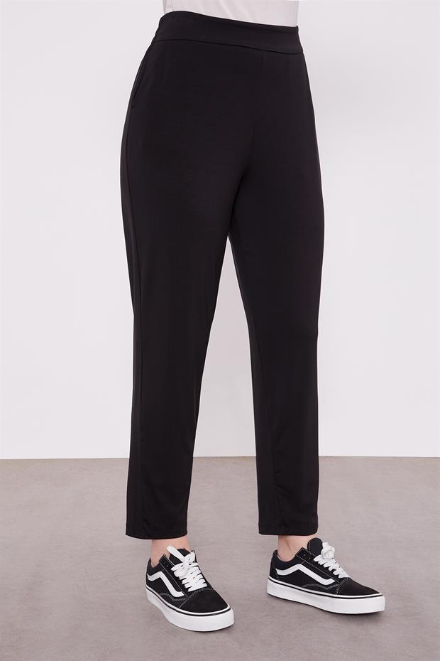 Siyah Yanları İp Bağlamalı Spor Takım