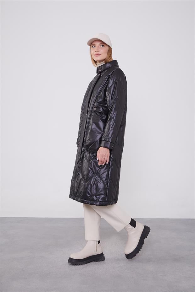 Siyah Cep Detaylı Şişme Mont