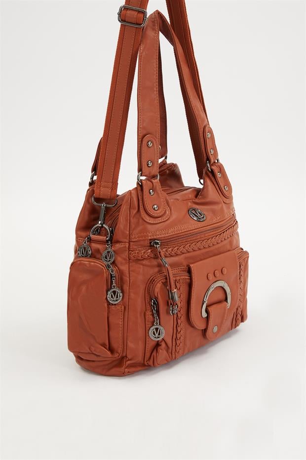 Taba Kanguru Cep Detaylı Omuz Çantası