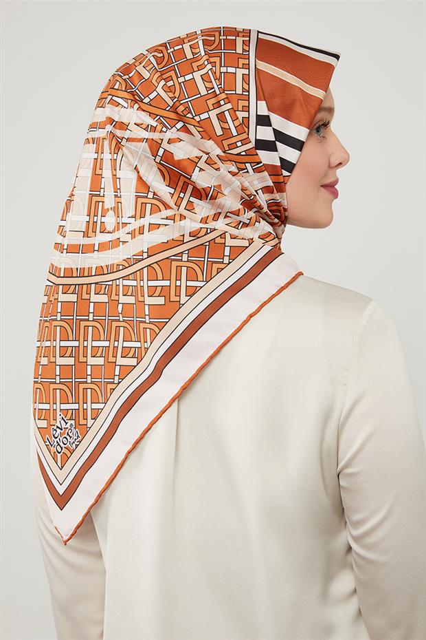 Taba Yazı Baskılı Trend Twill Eşarp