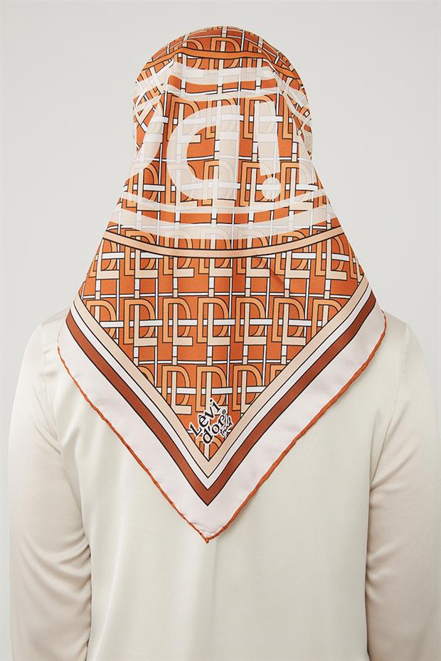 Taba Yazı Baskılı Trend Twill Eşarp