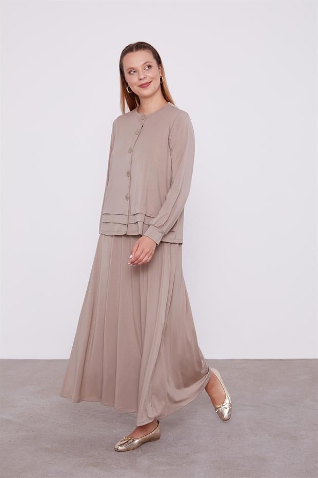 Taş Düğme Kapamalı Etekli Takım