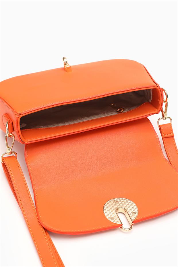 Turuncu Tek Gözlü Kilit Kapamalı El Çantası