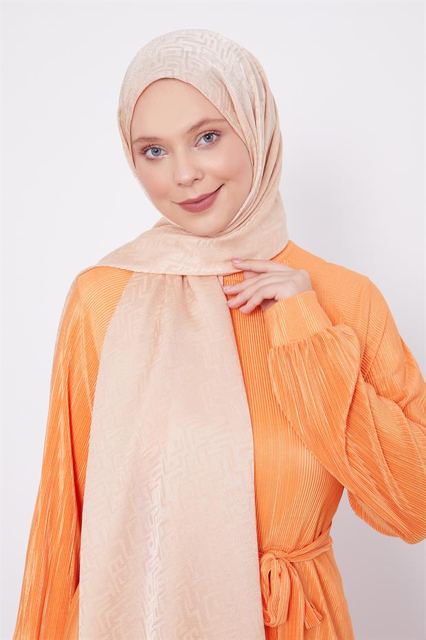 Yavruağzı Labirent Desen Jakarlı Janjan Şal