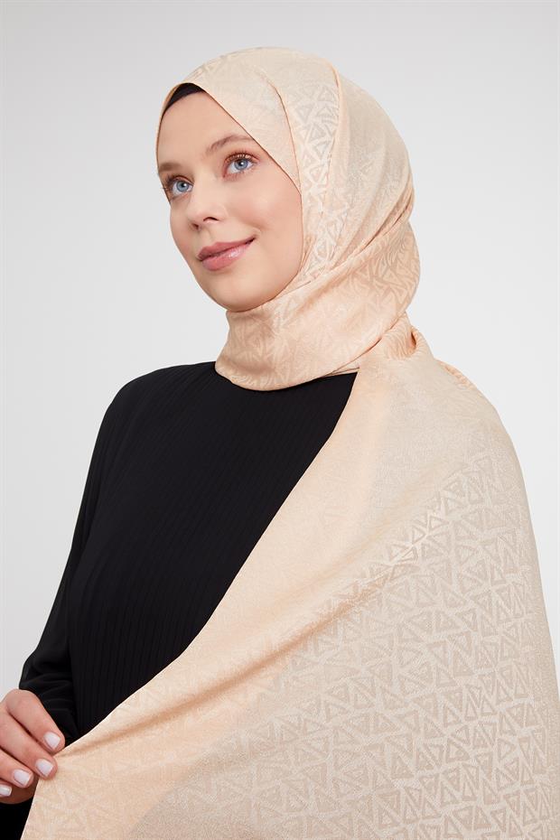 Yavruağzı Üçgen Desen Jakarlı Janjan Şal