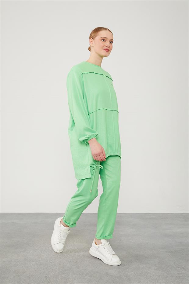 Yeşil Asimetrik Kesim Pantolonlu İkili Takım