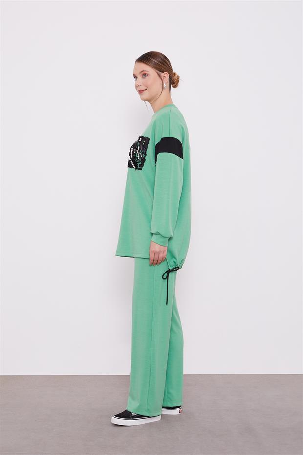 Yeşil İnci Detaylı Spor Takım
