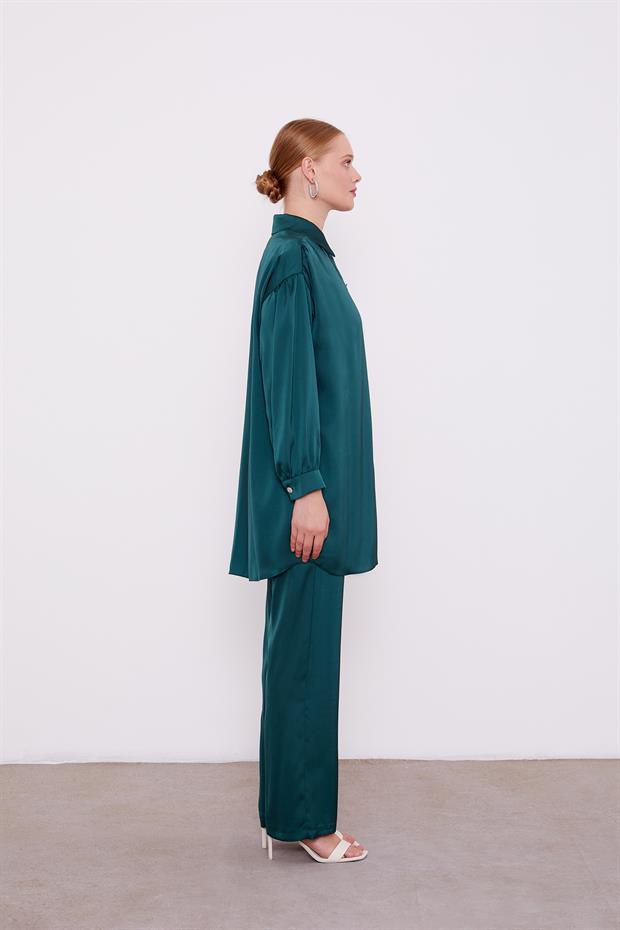 Zümrüt Yeşili Gül Broşlu Saten İkili Takım