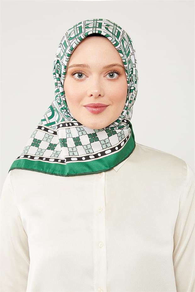 Zümrüt Yeşili LVD Baskılı Trend Twill Eşarp