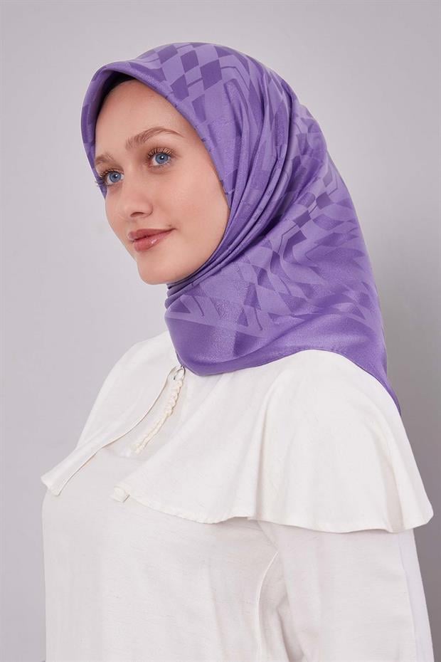 Lila Baklava Desen Kristal Jakar Eşarp