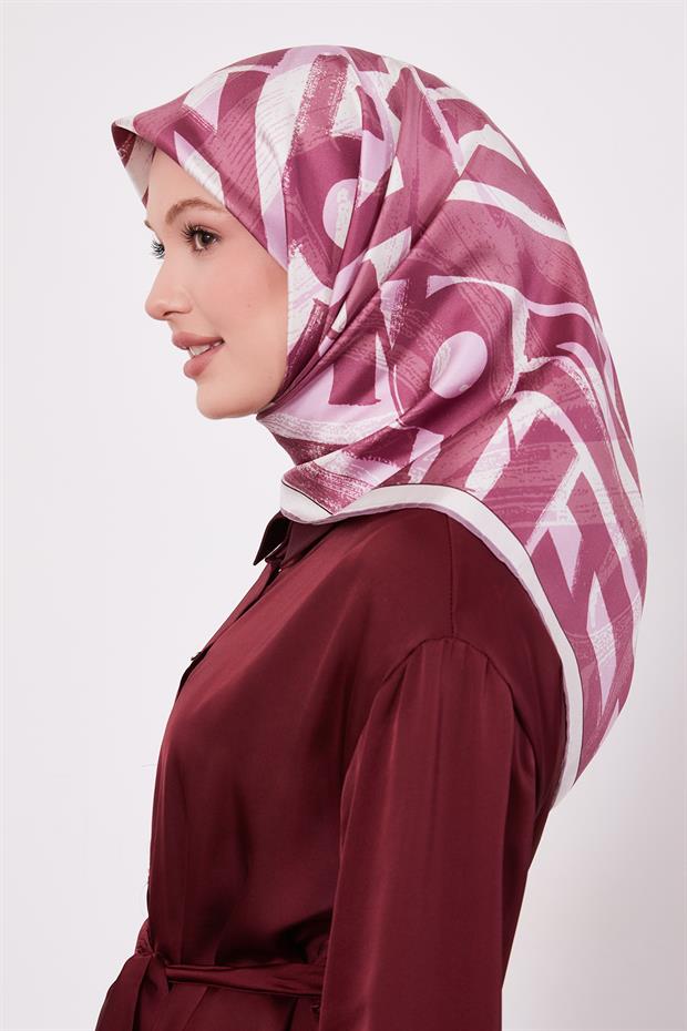 Lila Harf Baskılı Twill İpek Eşarp