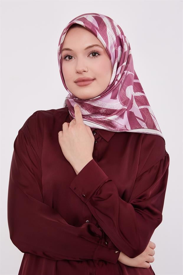 Lila Harf Baskılı Twill İpek Eşarp