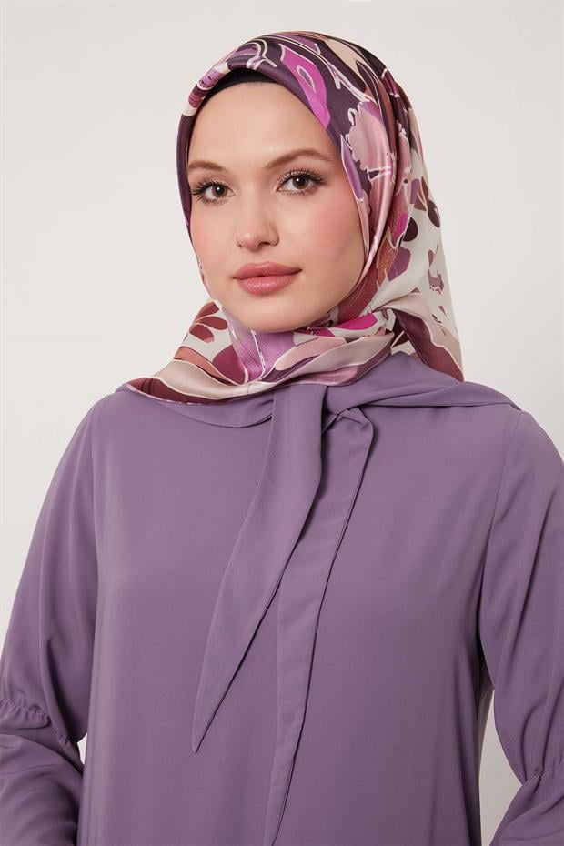 Lila Karışık Çiçek Desen Twill İpek Eşarp
