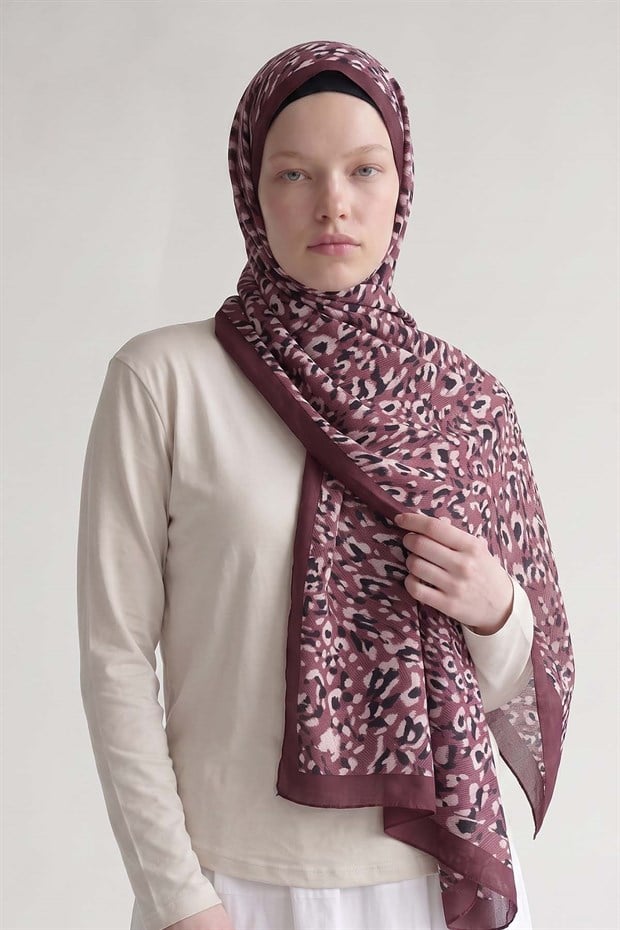 Lila Leopar Dokulu Sport Şal