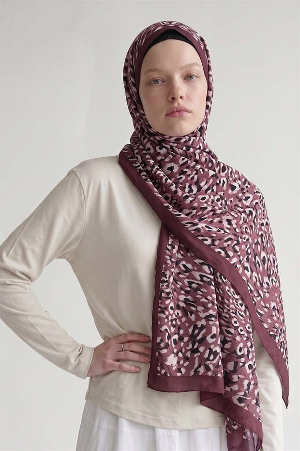 Lila Leopar Dokulu Sport Şal