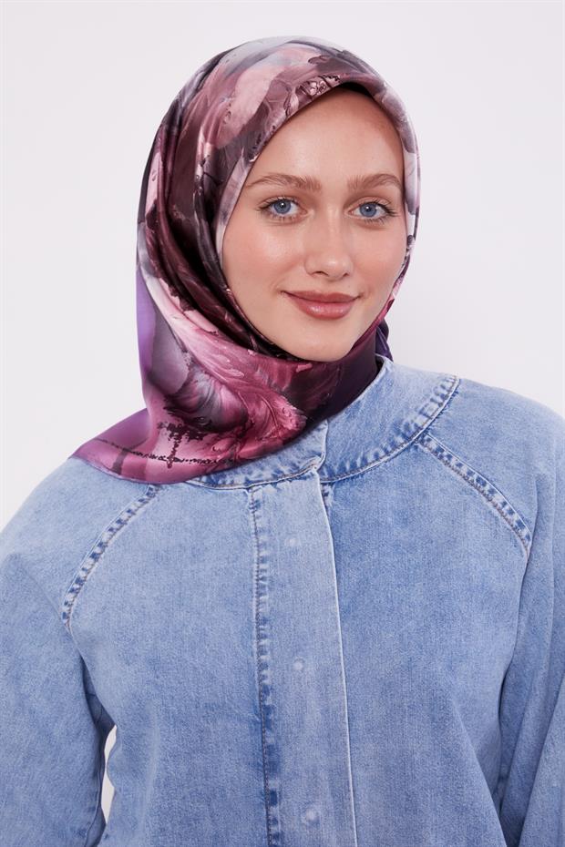 Lila Menekşe Desen Sura İpek Eşarp