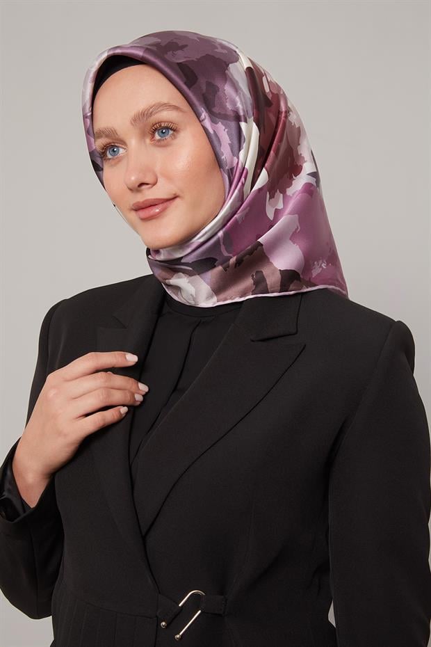 Lila Soyut Çiçek Desen Sura İpek Eşarp