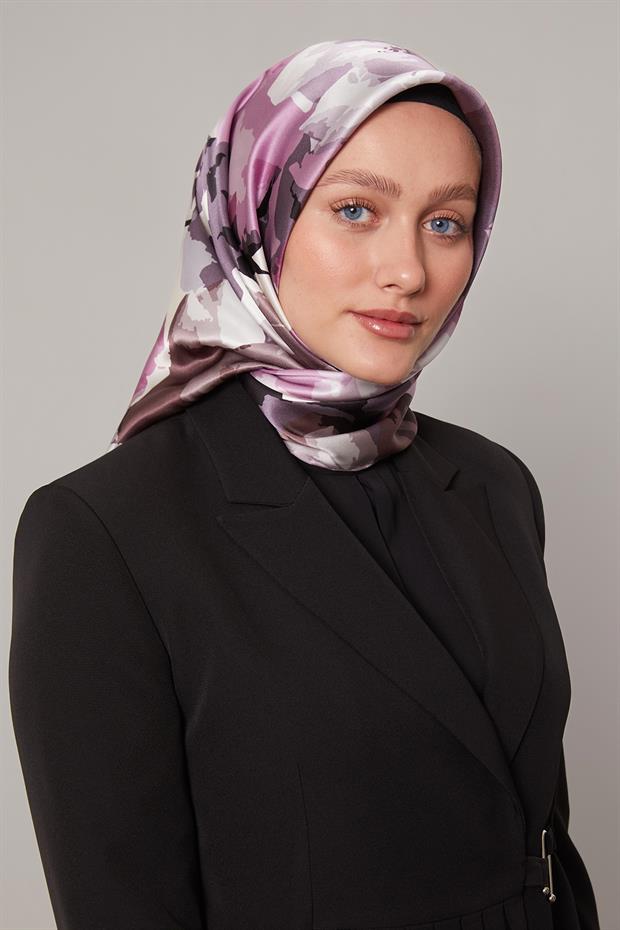 Lila Soyut Çiçek Desen Sura İpek Eşarp